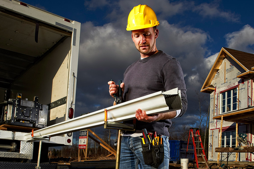 Canadian Eavestrough Gutter installation, Soffit, Fascia, Roofing and